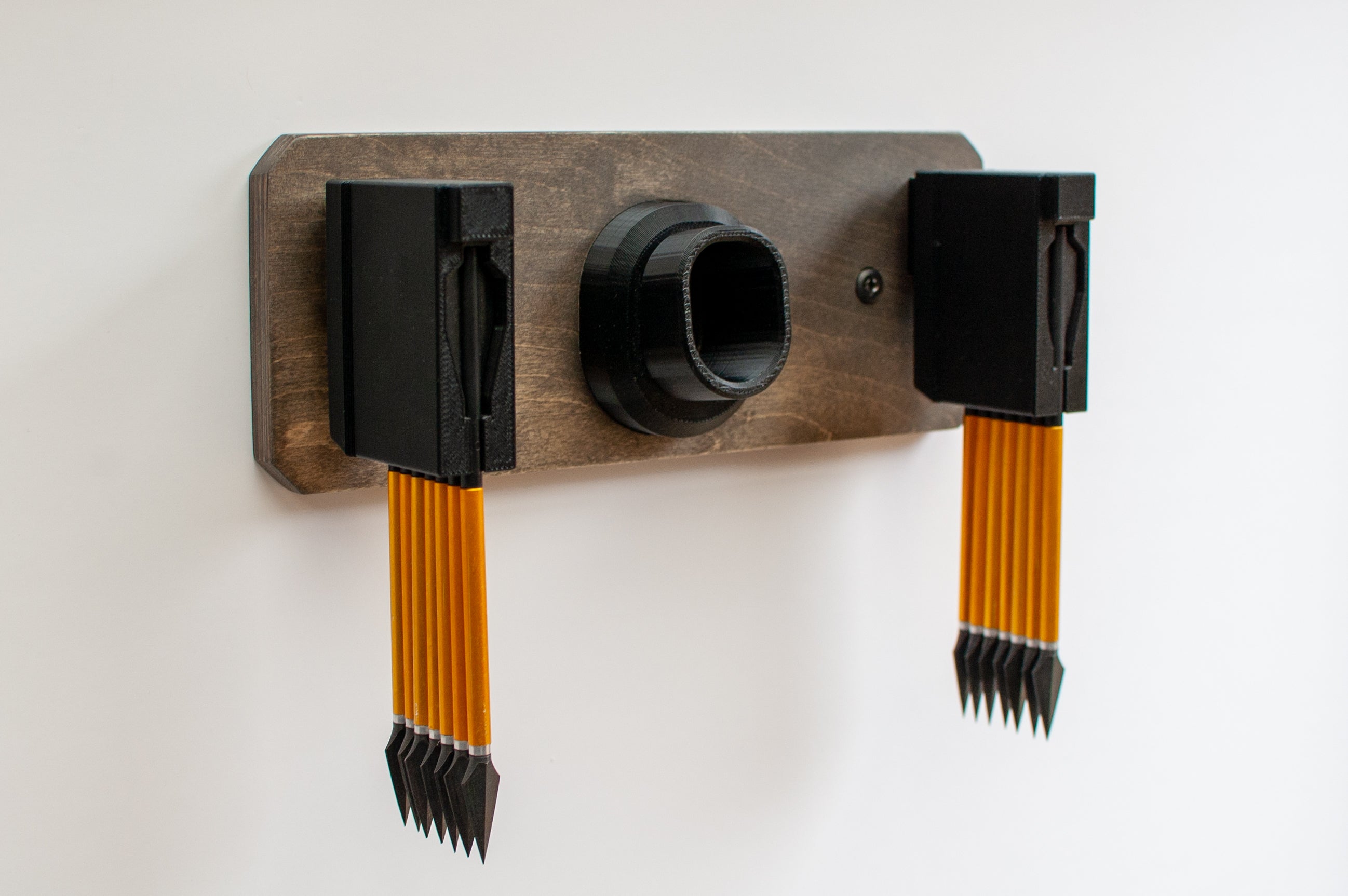 Man Kung Sobek Wall Mount