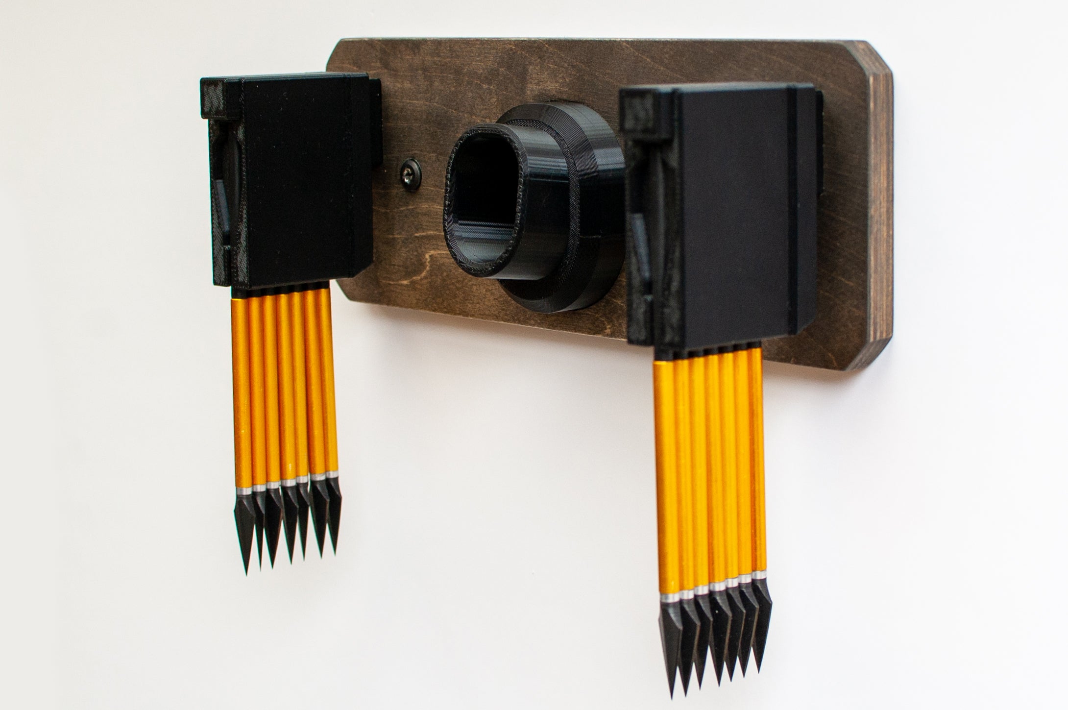 Man Kung Sobek Wall Mount