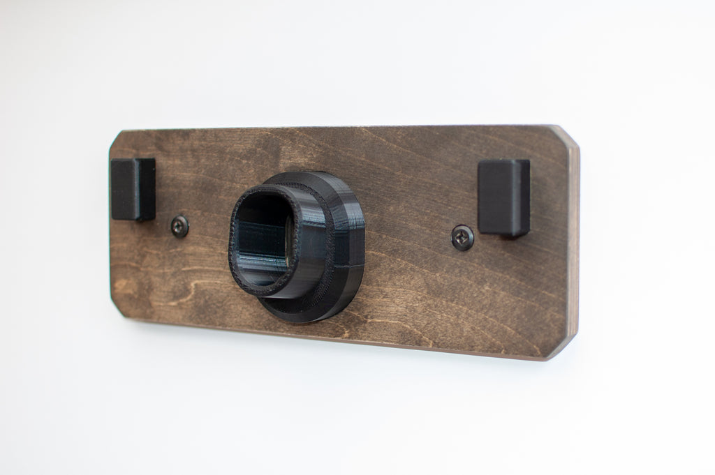 Man Kung Sobek Wall Mount