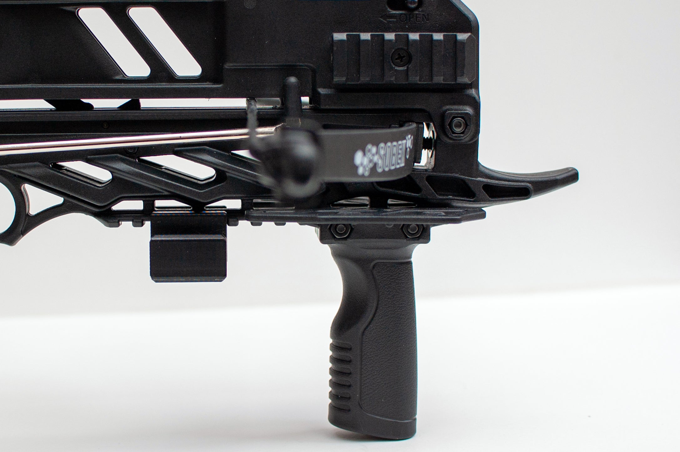 Man Kung Sobek Picatinny Speed Loader Mount