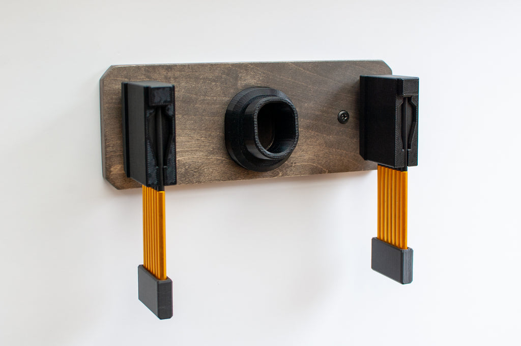 Man Kung Sobek Wall Mount