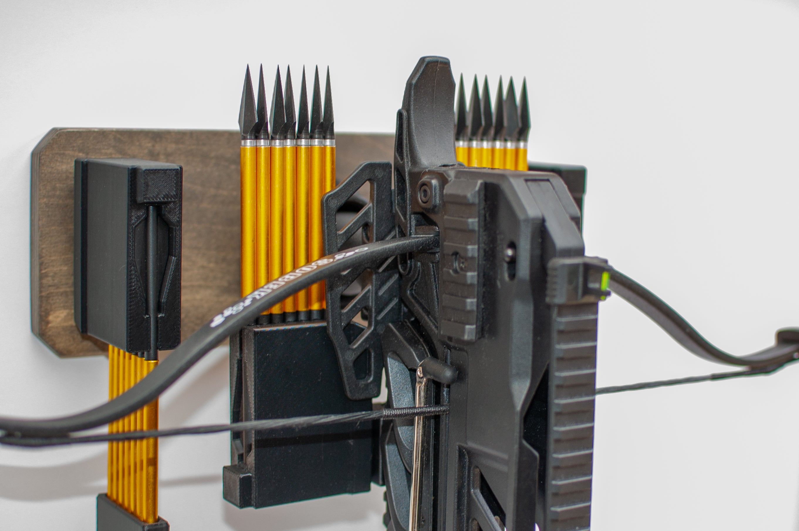 Man Kung Sobek Wall Mount